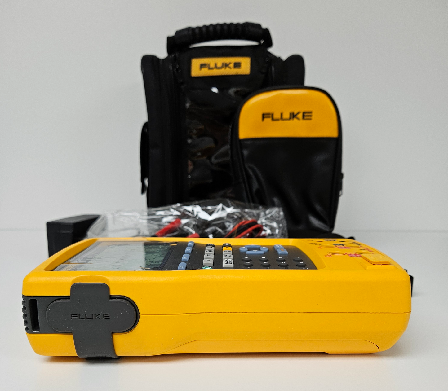 Fluke 754 Multi-Function Product Calibrator With HART Interface