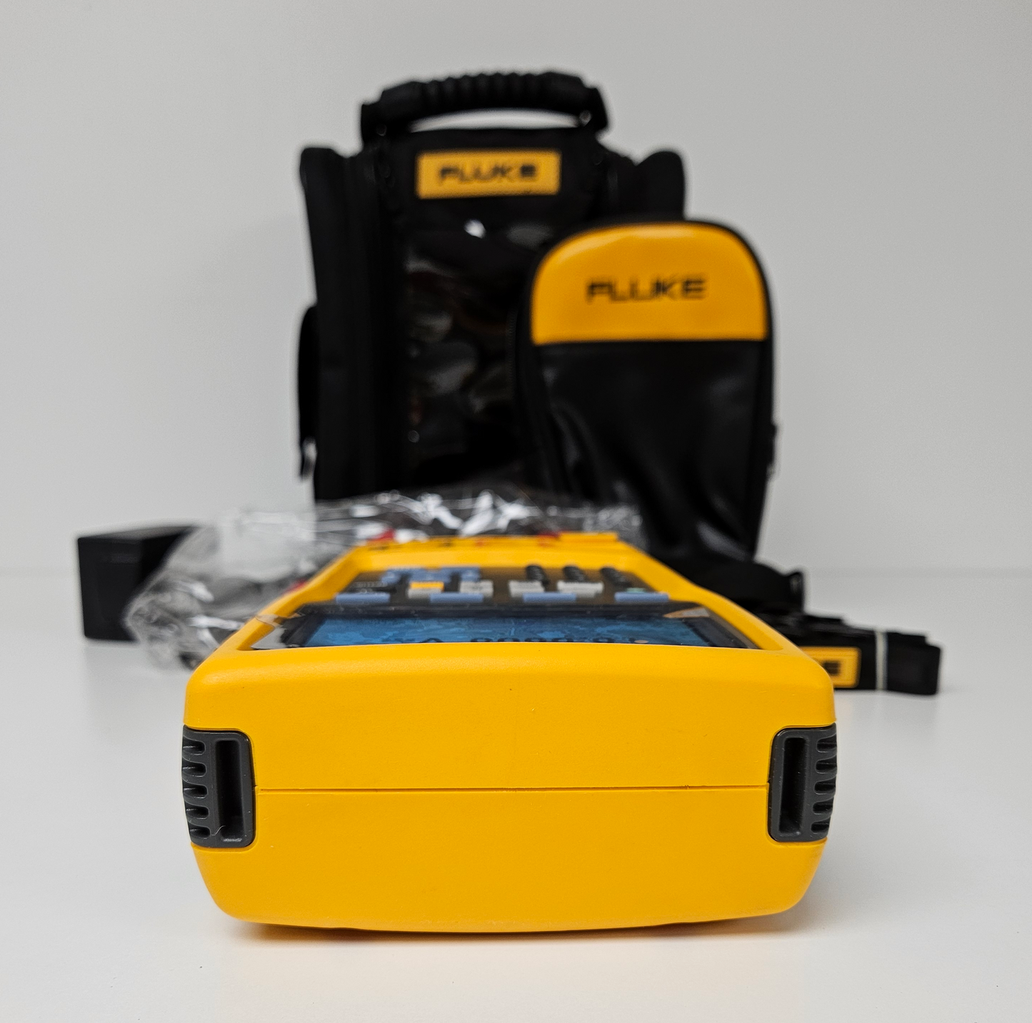 Fluke 754 Multi-Function Product Calibrator With HART Interface