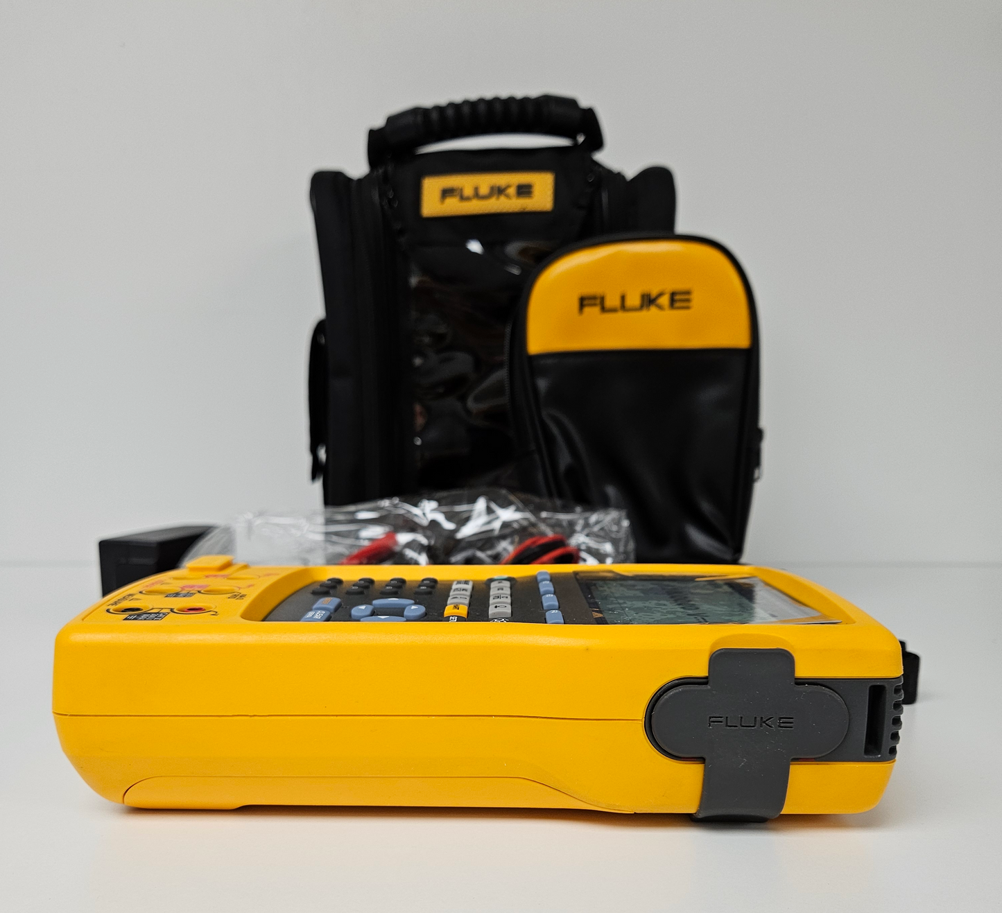 Fluke 754 Multi-Function Product Calibrator With HART Interface